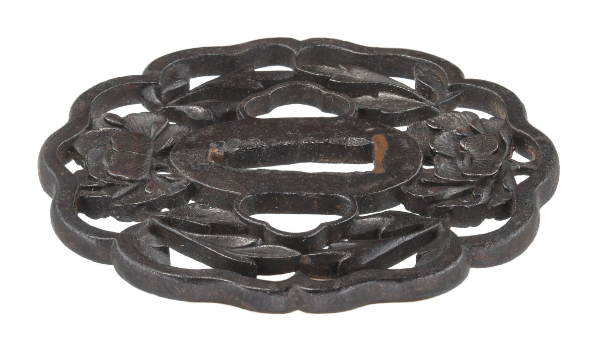 Tsuba: Mumei Choshu Botan-sukashi-Tsuba — 8 of 15