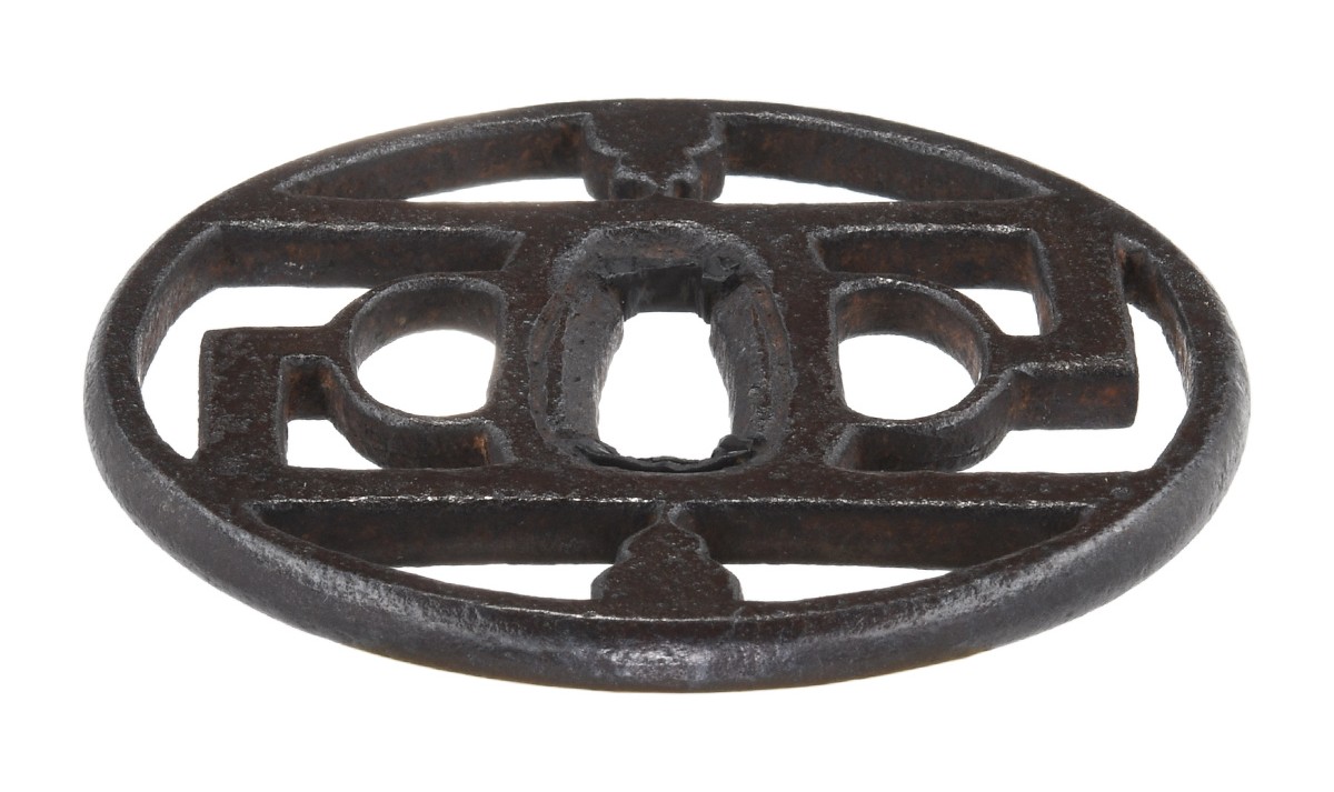 Tsuba: Mumei Kanayama with Kagi-Hyotan-sukashi Design, NBTHK Tokubetsu Hozon Tosogu — 5 of 15