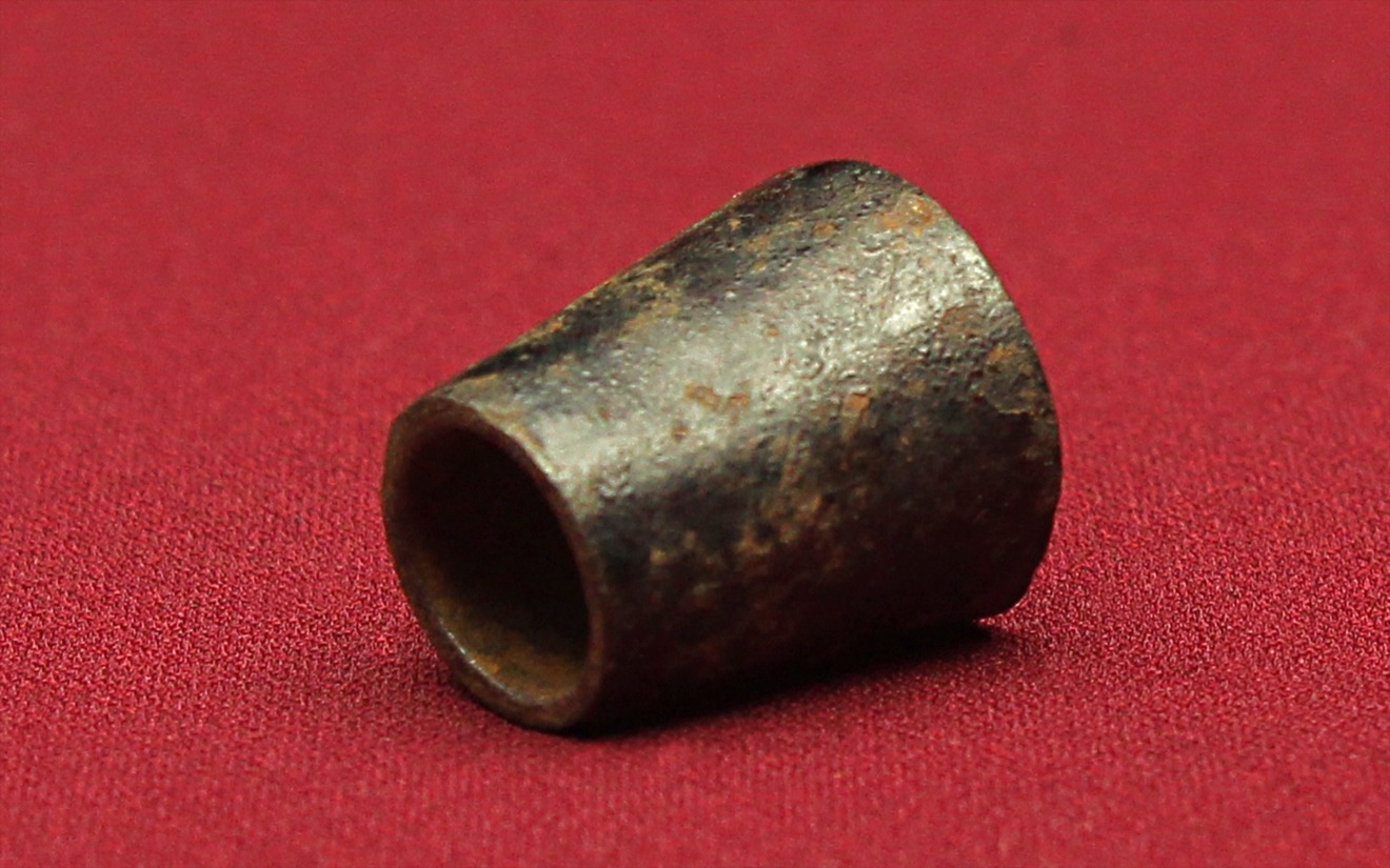 Yariguchi-gane (Spear Mouth Fitting) Unsigned Iron — 3 of 4